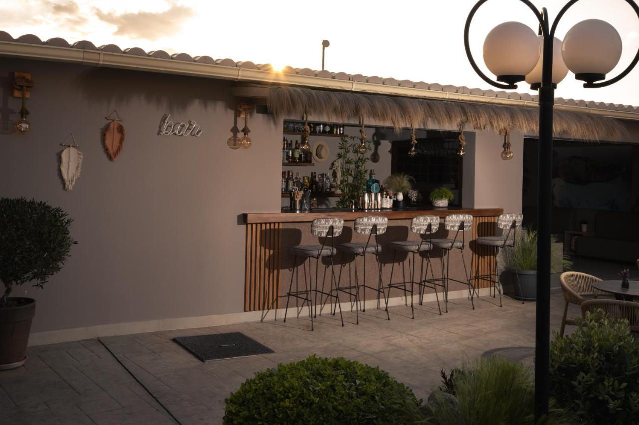 Vice Hotel Laganas Bagian luar foto